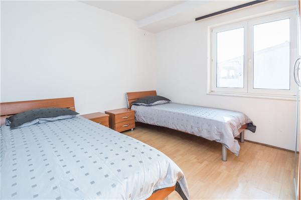Apartment A1, for 6 persons