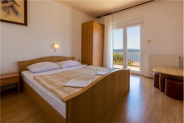 Apartment A2, for 7 persons