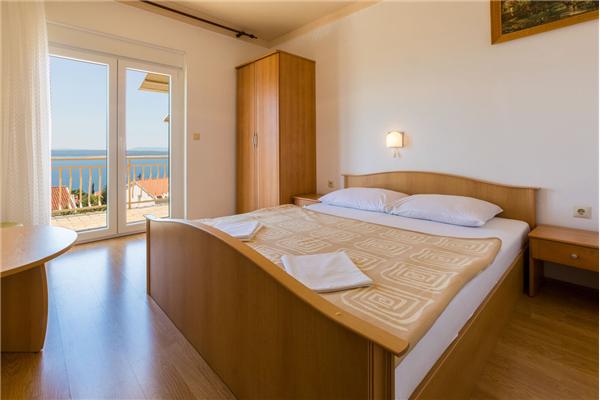 Apartment A2, for 7 persons