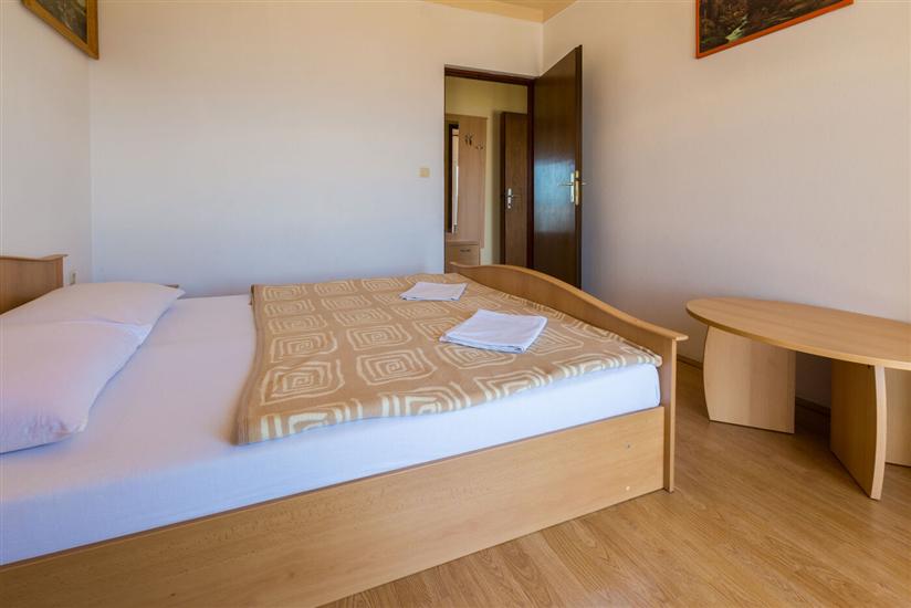 Apartment A2, for 7 persons