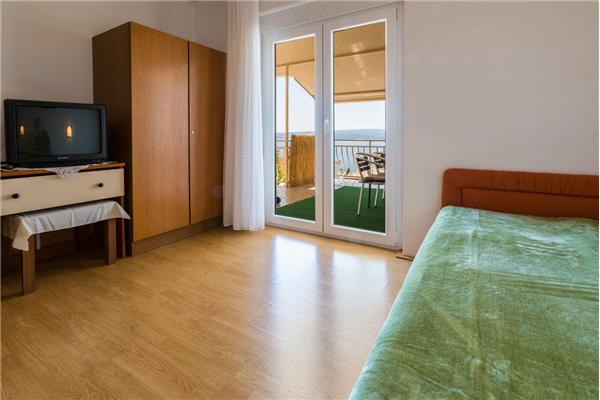 Apartment A2, for 7 persons