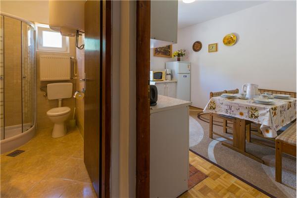 Apartment A2, for 7 persons