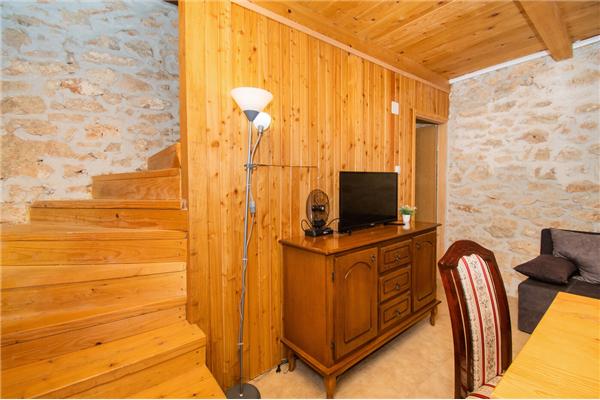 House K1, for 10 persons