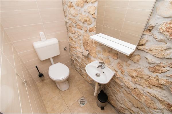 House K1, for 10 persons