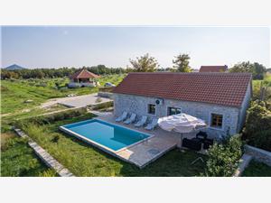 House Stone Curlew 3 Zadar riviera, Stone house, Size 75.00 m2, Accommodation with pool