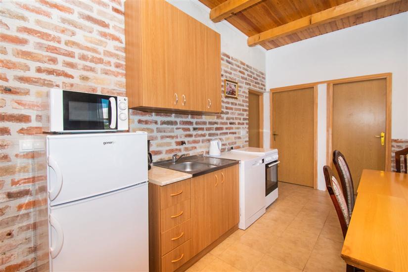 House K1, for 8 persons