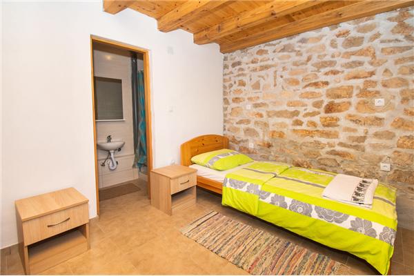 House K1, for 8 persons