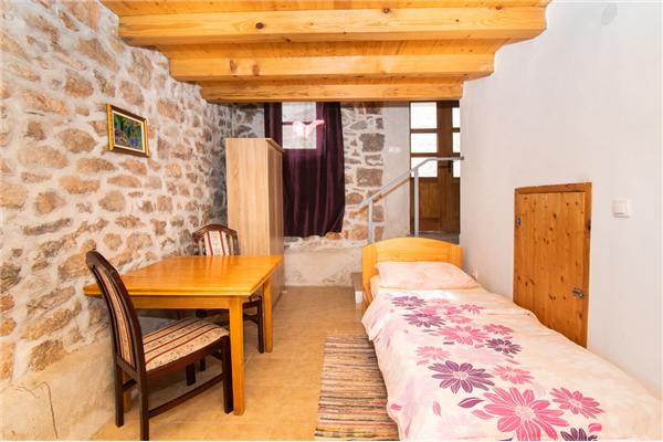 House K1, for 8 persons