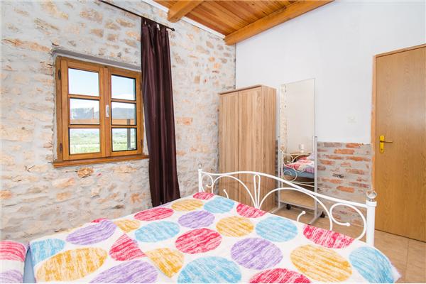 House K1, for 8 persons