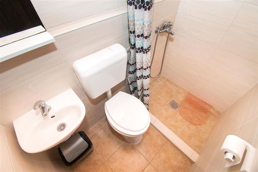 House K1, for 8 persons