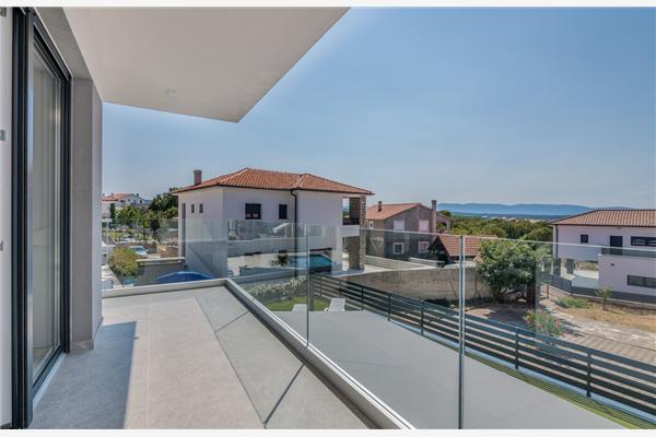 House K1, for 8 persons