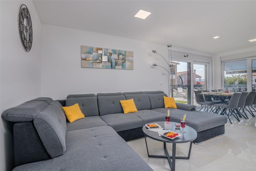 House K1, for 8 persons