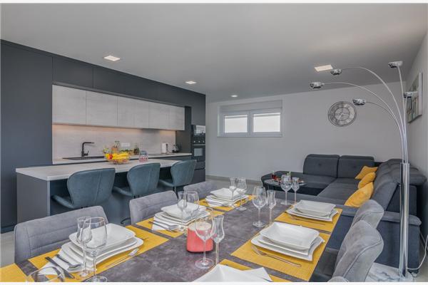 House K1, for 8 persons