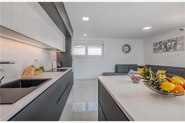 House K1, for 8 persons