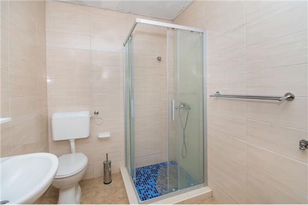 House K1, for 8 persons