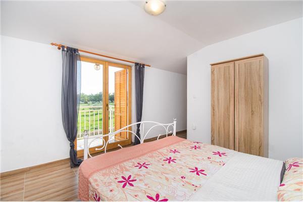 House K1, for 8 persons