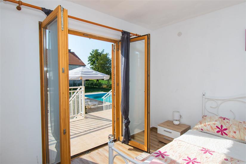 House K1, for 8 persons