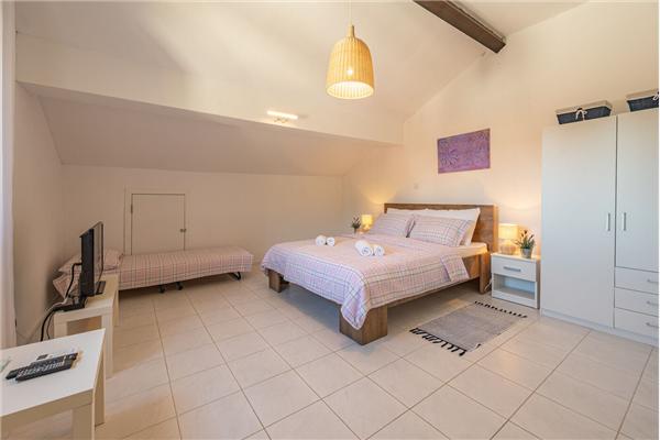 Apartment A2, for 3 persons