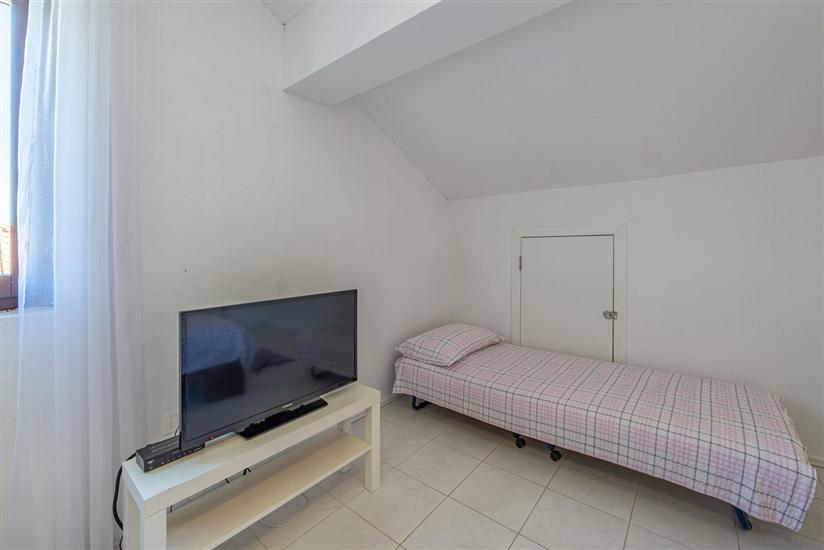 Apartment A2, for 3 persons