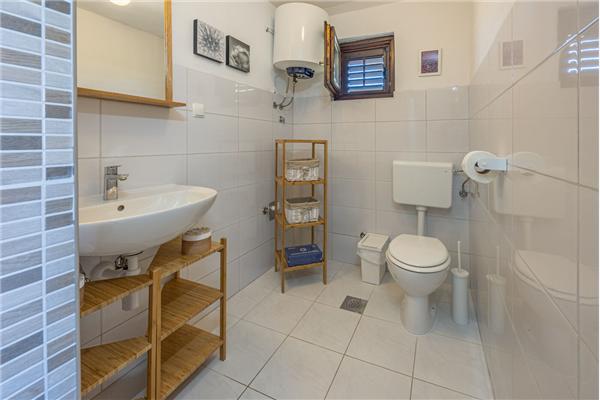 Apartment A2, for 3 persons