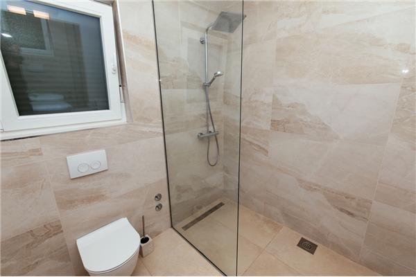 House K1, for 12 persons