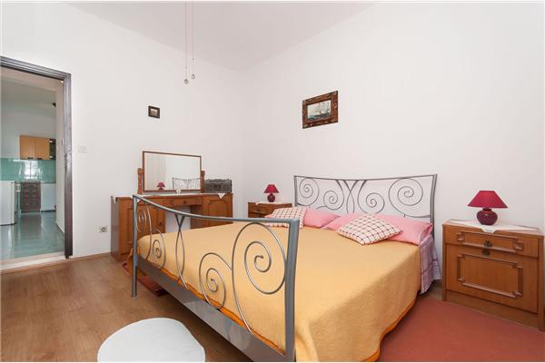 Apartment A1, for 3 persons