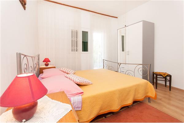 Apartment A1, for 3 persons