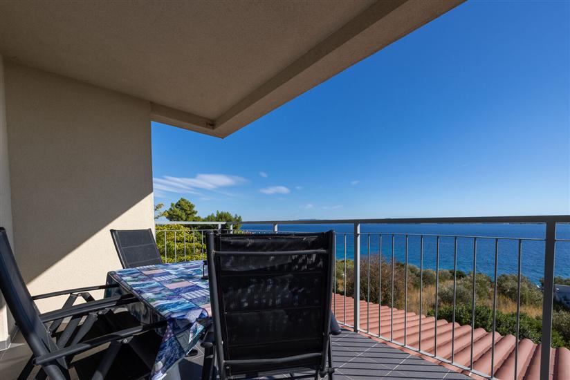 Apartment A3, for 6 persons