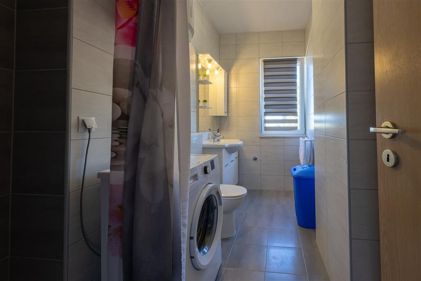 Apartment A3, for 6 persons