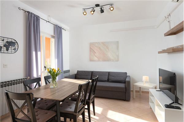 Apartment A5, for 5 persons