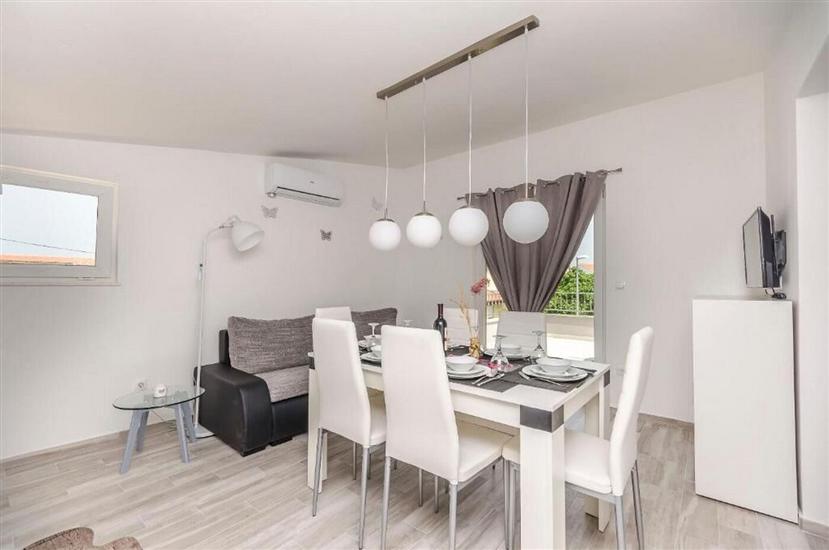Apartman A2, za 5 osoba/e