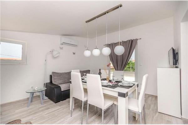 Apartman A2, za 5 osoba/e