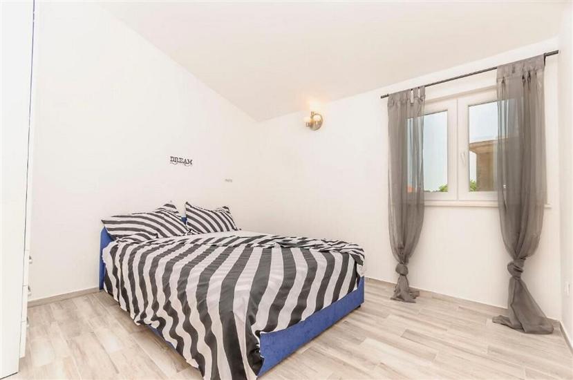 Apartman A2, za 5 osoba/e