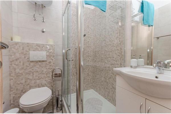 Apartman A2, za 5 osoba/e