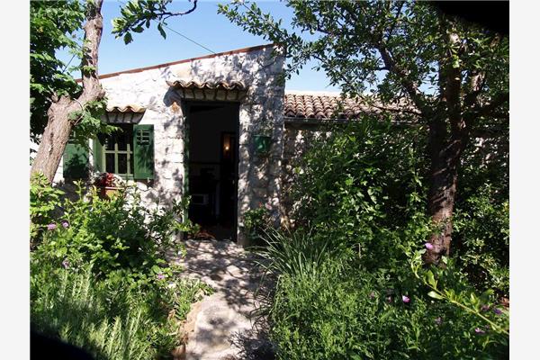 Apartment A1, for 3 persons