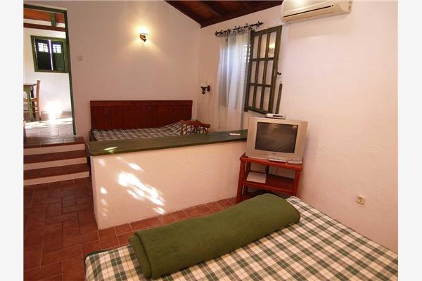 Apartment A1, for 3 persons