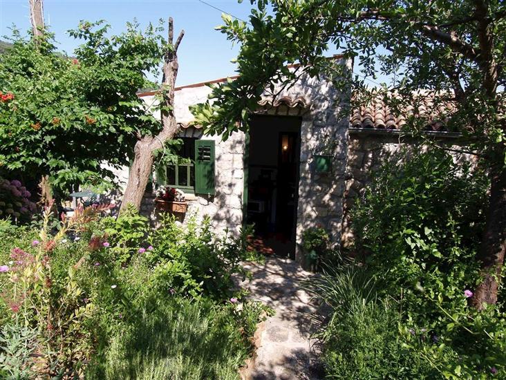 Apartment A1, for 3 persons