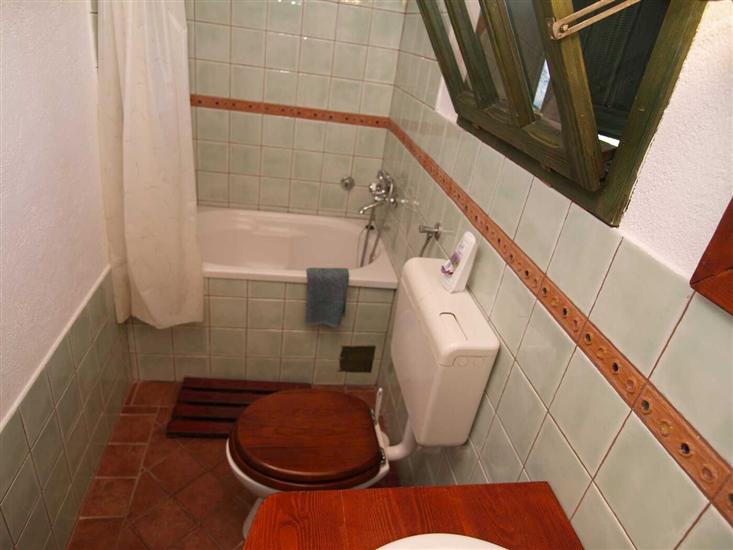 Apartment A1, for 3 persons