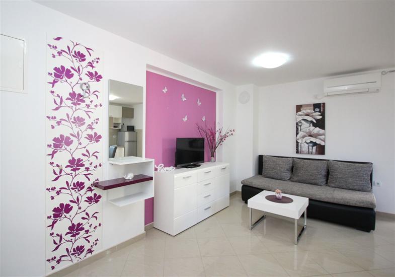 Apartment A4, for 3 persons
