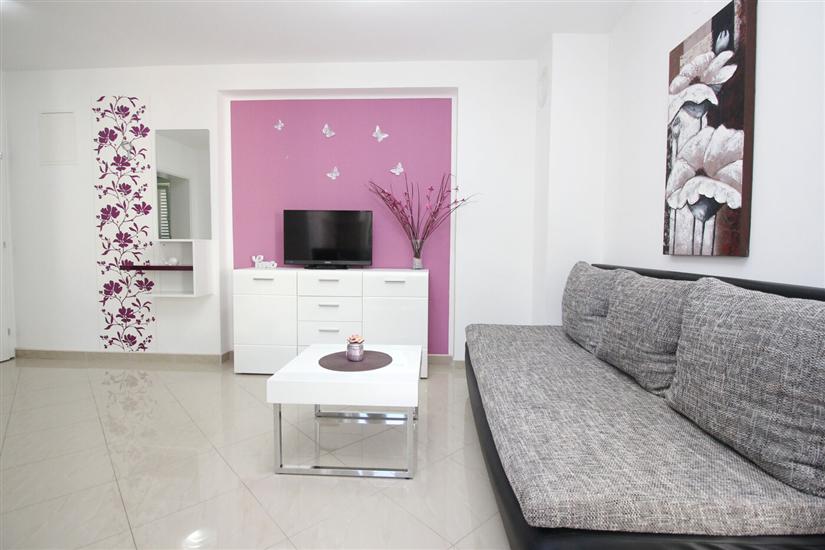 Apartment A4, for 3 persons