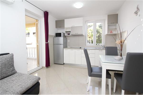 Apartment A4, for 3 persons