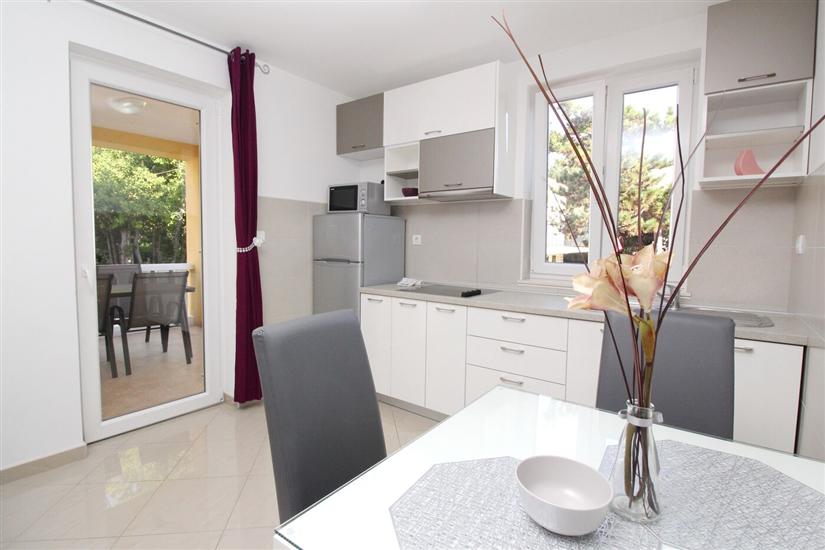 Apartment A4, for 3 persons