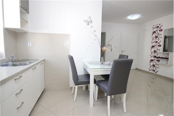 Apartment A4, for 3 persons