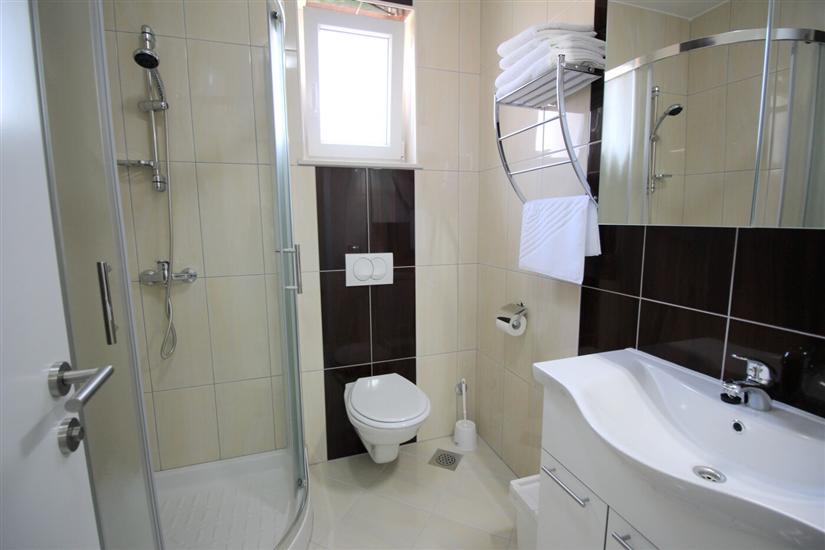 Apartment A4, for 3 persons