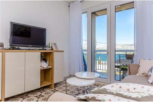 Apartment A1, for 5 persons