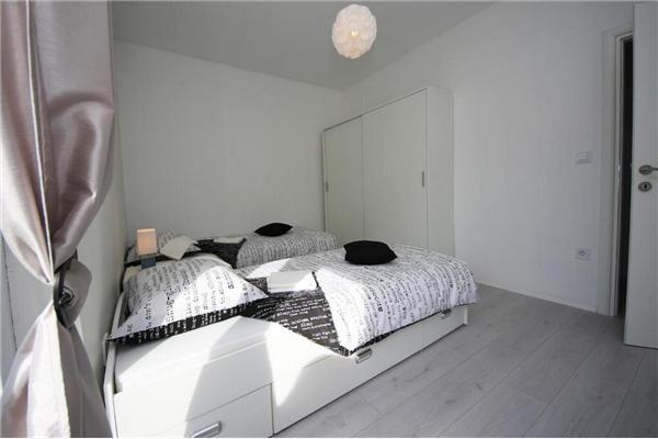 House K1, for 8 persons