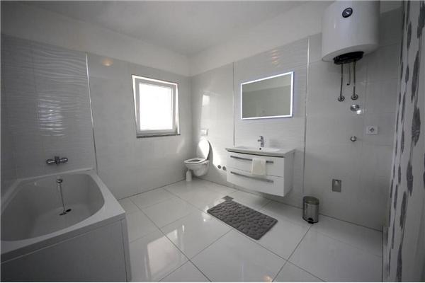 House K1, for 8 persons