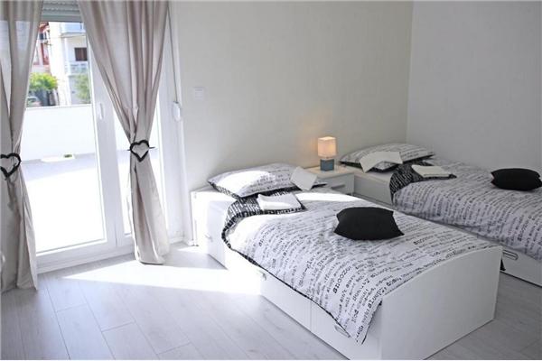 House K1, for 8 persons