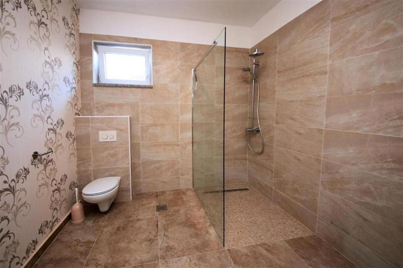 House K1, for 8 persons