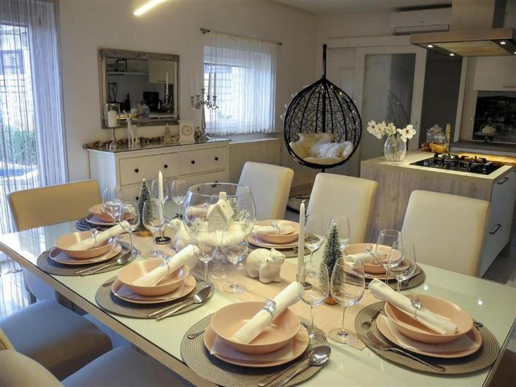 House K1, for 8 persons